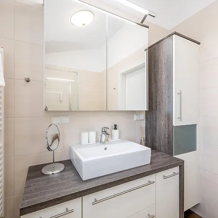 アパート Zielhang365 - By Mynests *